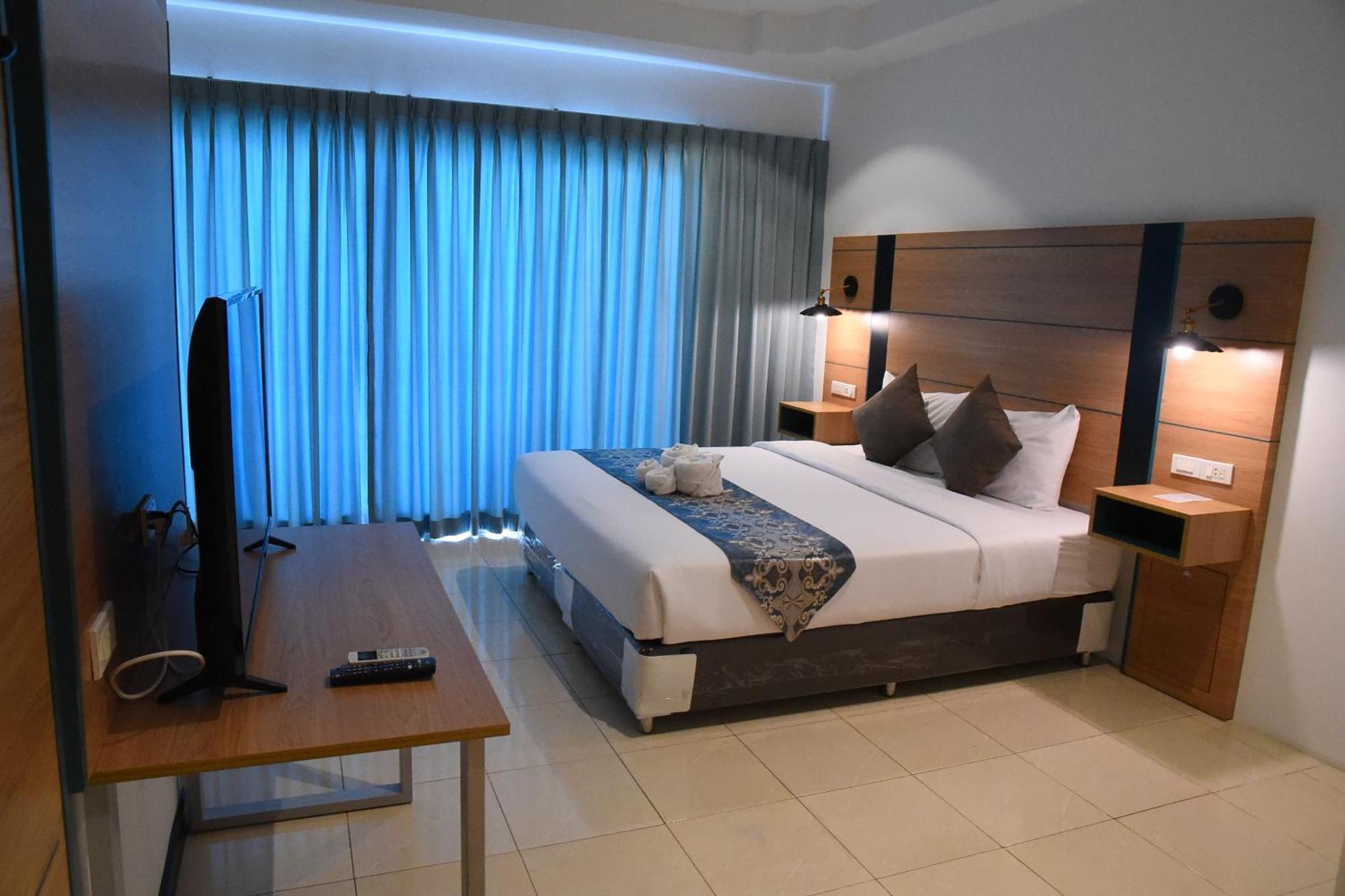 The Base Inn Pattaya Exteriér fotografie